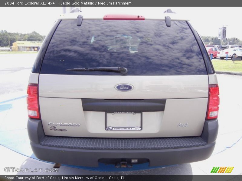Pueblo Gold Metallic / Medium Parchment 2004 Ford Explorer XLS 4x4