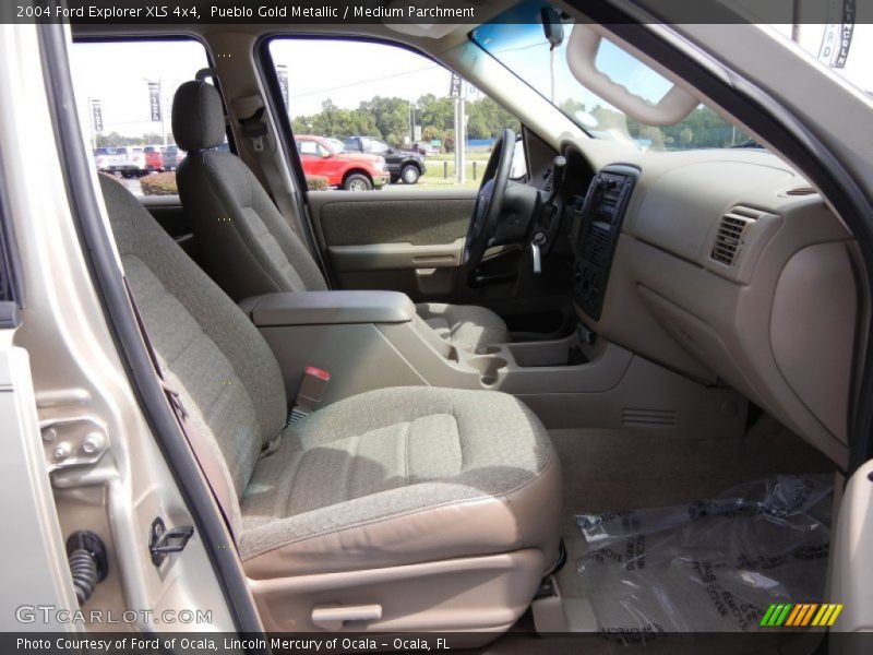 Pueblo Gold Metallic / Medium Parchment 2004 Ford Explorer XLS 4x4