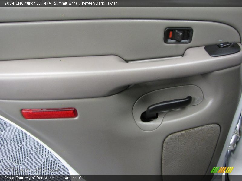 Summit White / Pewter/Dark Pewter 2004 GMC Yukon SLT 4x4