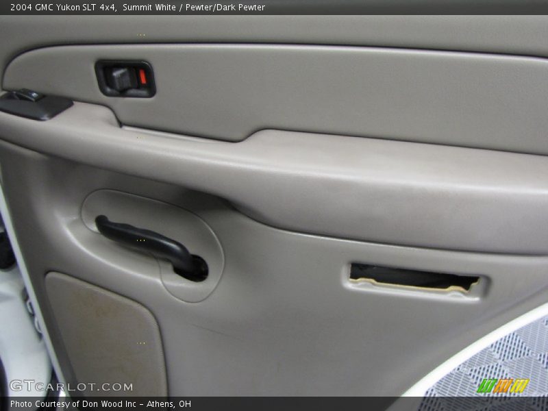 Summit White / Pewter/Dark Pewter 2004 GMC Yukon SLT 4x4