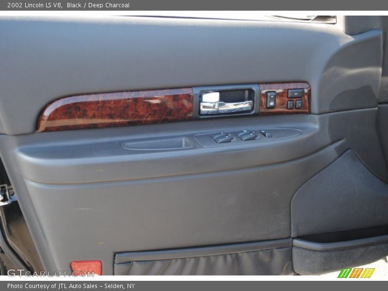 Black / Deep Charcoal 2002 Lincoln LS V8