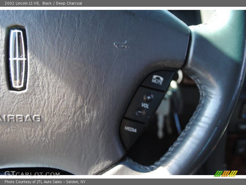 Black / Deep Charcoal 2002 Lincoln LS V8