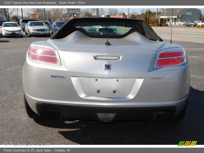 Silver Pearl / Red 2007 Saturn Sky Red Line Roadster
