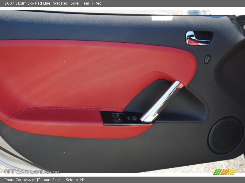 Silver Pearl / Red 2007 Saturn Sky Red Line Roadster