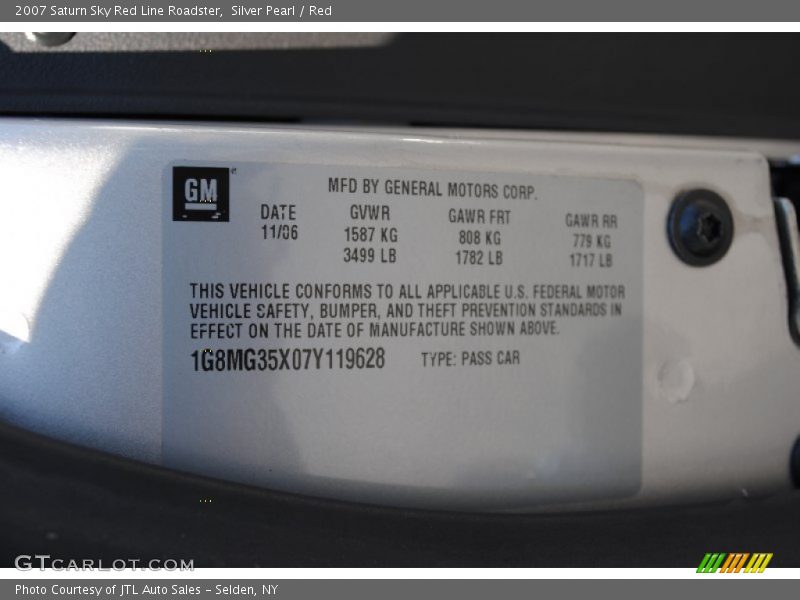Silver Pearl / Red 2007 Saturn Sky Red Line Roadster