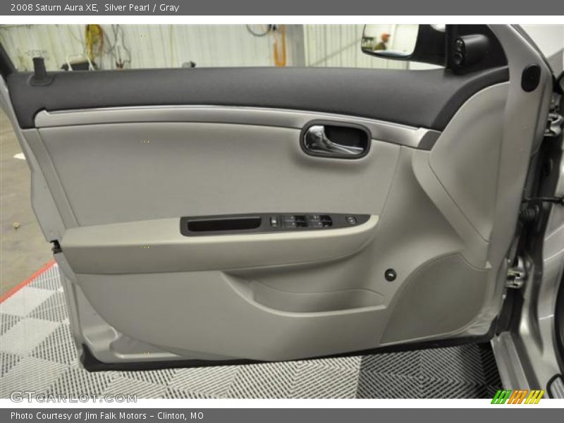 Silver Pearl / Gray 2008 Saturn Aura XE