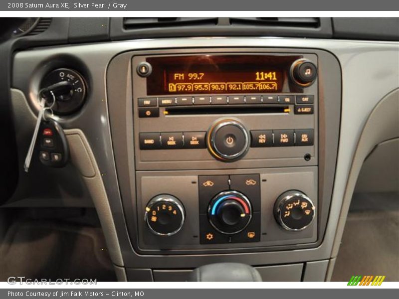 Silver Pearl / Gray 2008 Saturn Aura XE