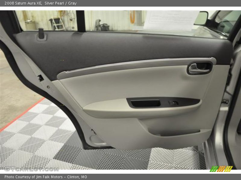 Silver Pearl / Gray 2008 Saturn Aura XE