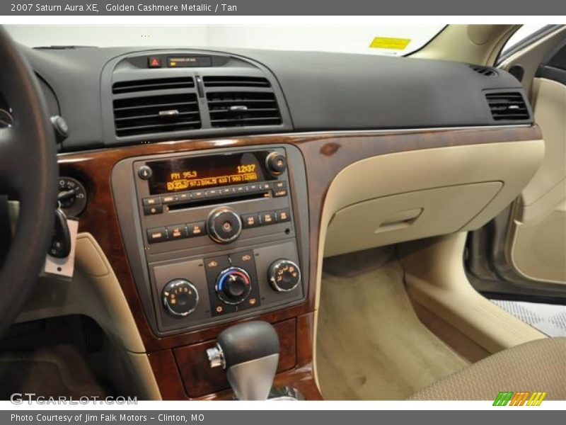 Golden Cashmere Metallic / Tan 2007 Saturn Aura XE