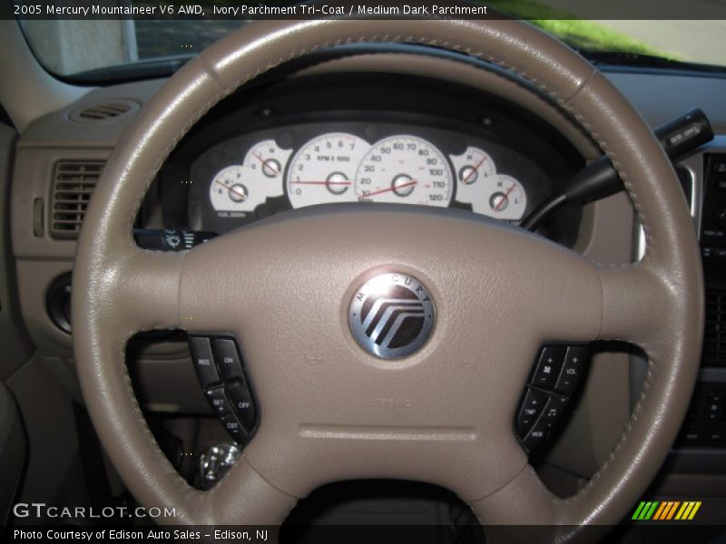  2005 Mountaineer V6 AWD Steering Wheel