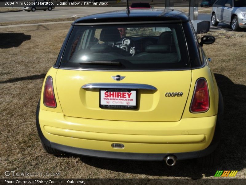 Liquid Yellow / Panther Black 2004 Mini Cooper Hardtop