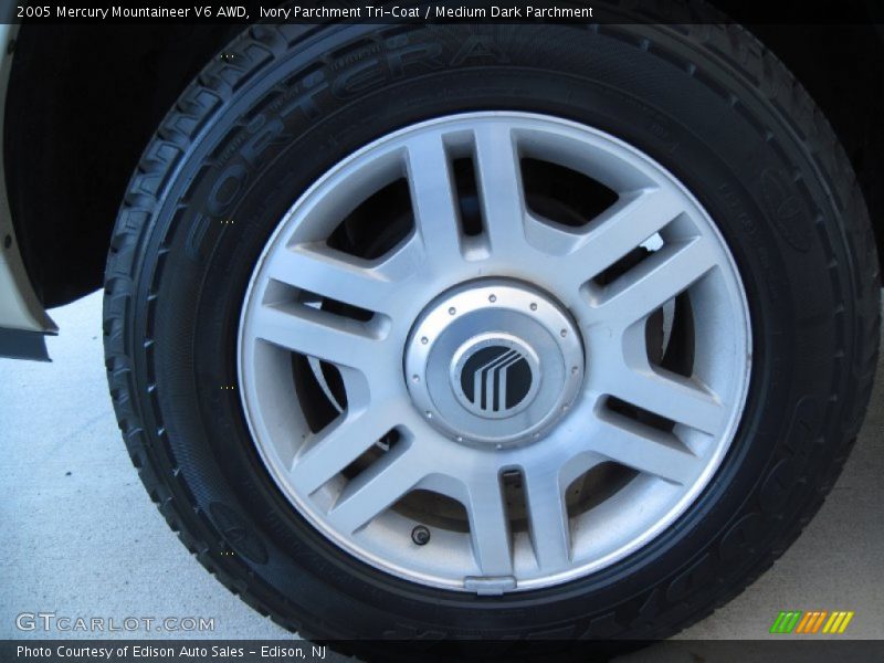  2005 Mountaineer V6 AWD Wheel