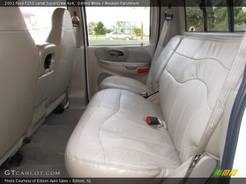 Oxford White / Medium Parchment 2001 Ford F150 Lariat SuperCrew 4x4