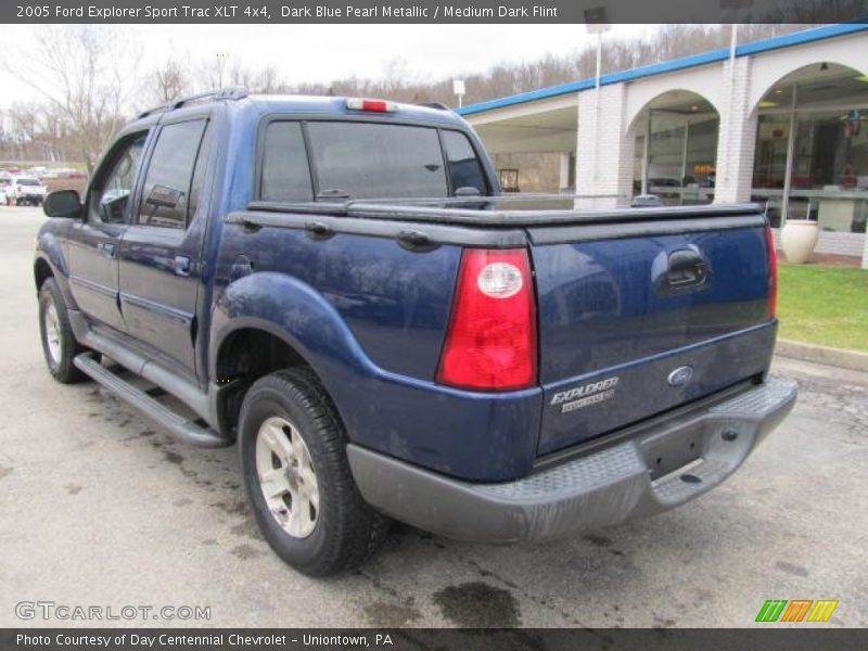 Dark Blue Pearl Metallic / Medium Dark Flint 2005 Ford Explorer Sport Trac XLT 4x4