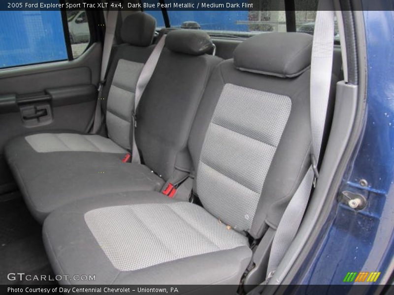Dark Blue Pearl Metallic / Medium Dark Flint 2005 Ford Explorer Sport Trac XLT 4x4