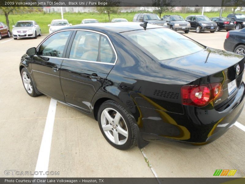 Black Uni / Pure Beige 2009 Volkswagen Jetta TDI Sedan