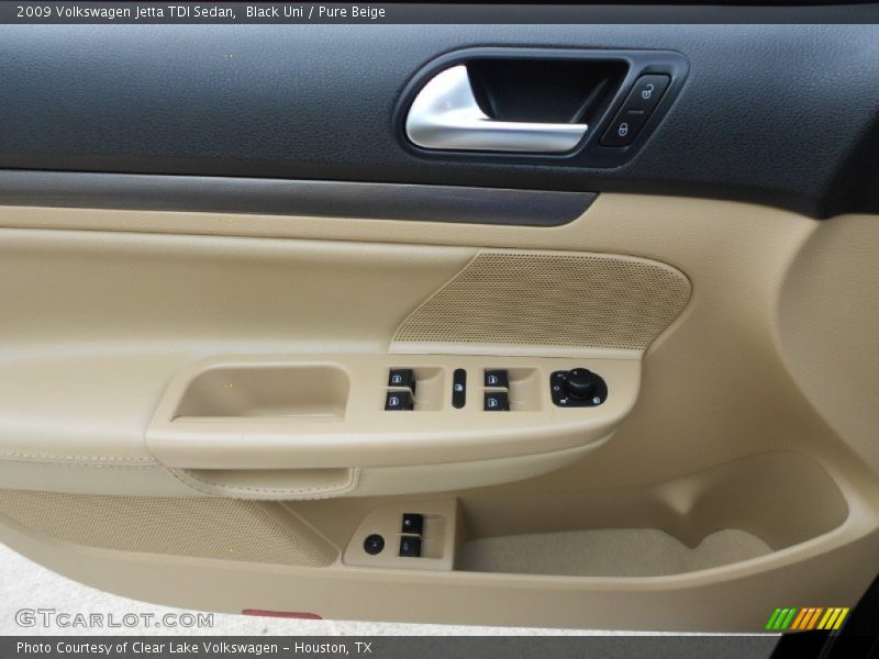 Black Uni / Pure Beige 2009 Volkswagen Jetta TDI Sedan