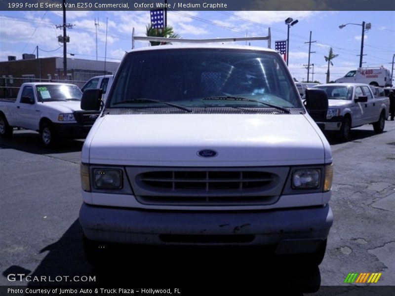 Oxford White / Medium Graphite 1999 Ford E Series Van E250 Commercial