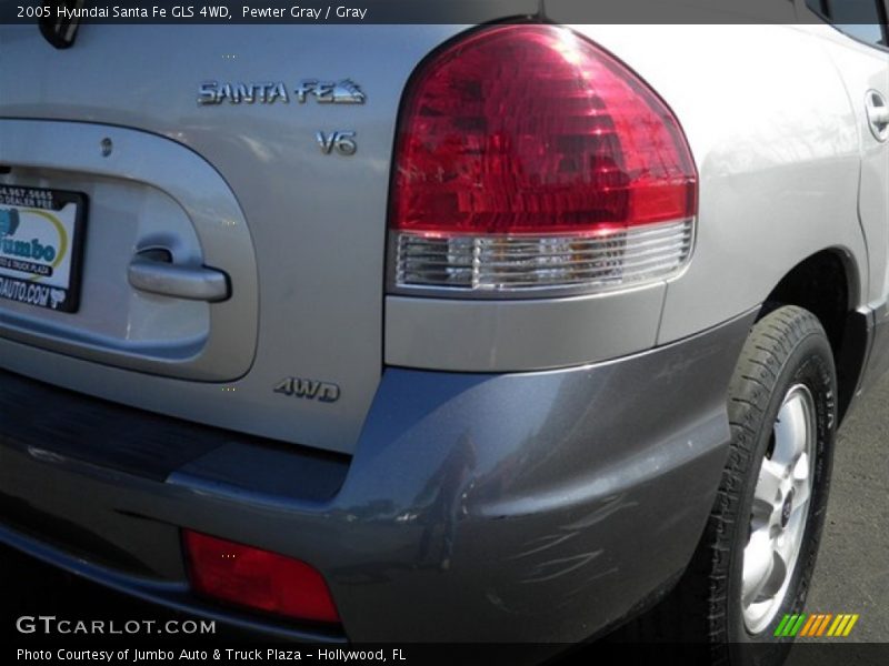 Pewter Gray / Gray 2005 Hyundai Santa Fe GLS 4WD