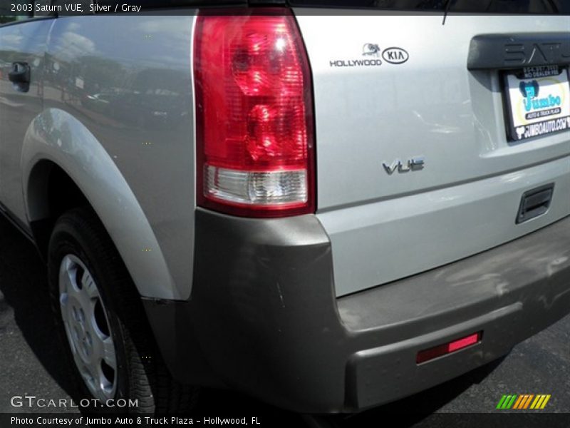 Silver / Gray 2003 Saturn VUE