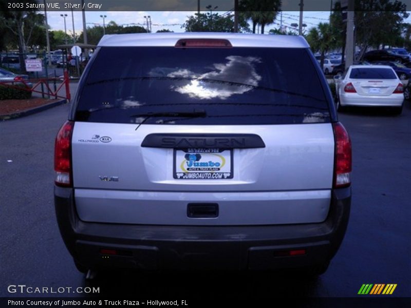 Silver / Gray 2003 Saturn VUE