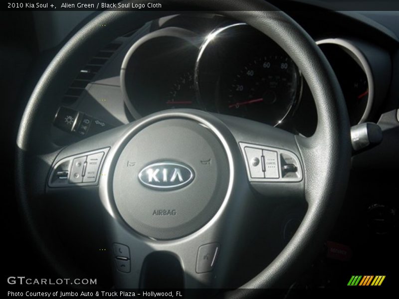 Alien Green / Black Soul Logo Cloth 2010 Kia Soul +