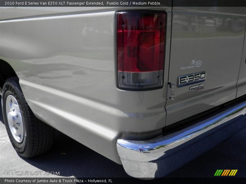 Pueblo Gold / Medium Pebble 2010 Ford E Series Van E350 XLT Passenger Extended