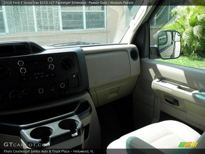 Pueblo Gold / Medium Pebble 2010 Ford E Series Van E350 XLT Passenger Extended