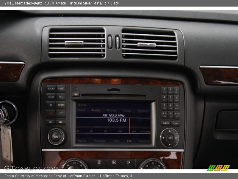 Iridium Silver Metallic / Black 2011 Mercedes-Benz R 350 4Matic