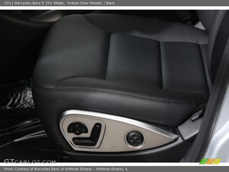 Iridium Silver Metallic / Black 2011 Mercedes-Benz R 350 4Matic