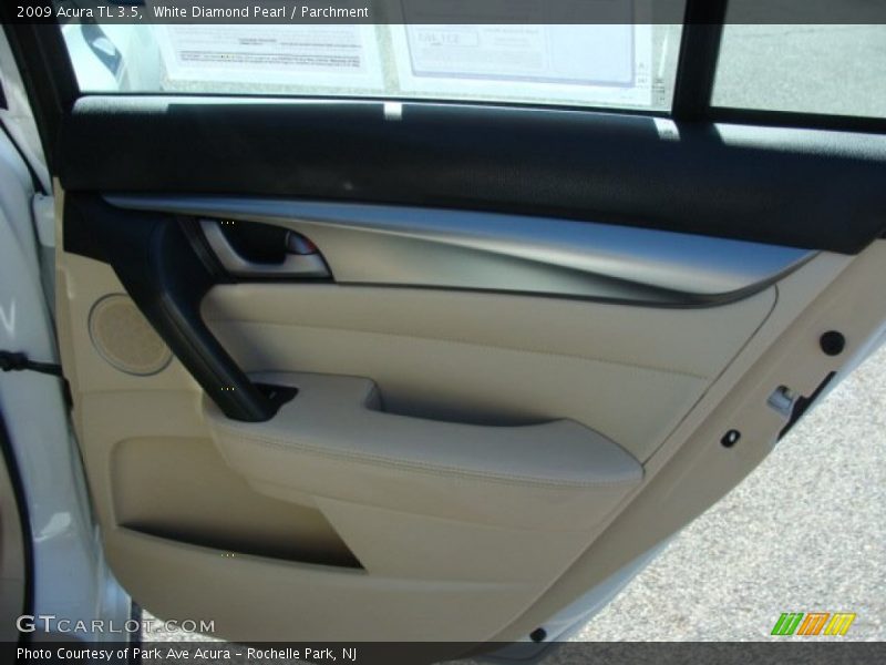 White Diamond Pearl / Parchment 2009 Acura TL 3.5