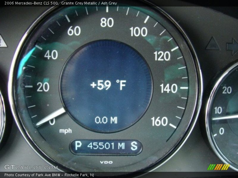 Granite Grey Metallic / Ash Grey 2006 Mercedes-Benz CLS 500