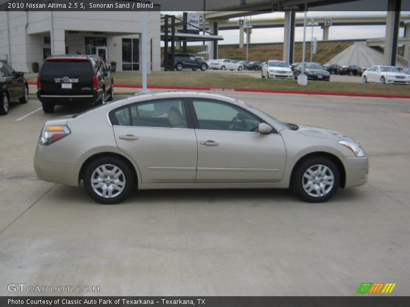 Sonoran Sand / Blond 2010 Nissan Altima 2.5 S