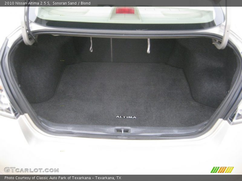 Sonoran Sand / Blond 2010 Nissan Altima 2.5 S
