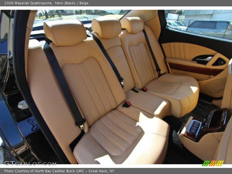 Nero (Black) / Beige 2006 Maserati Quattroporte