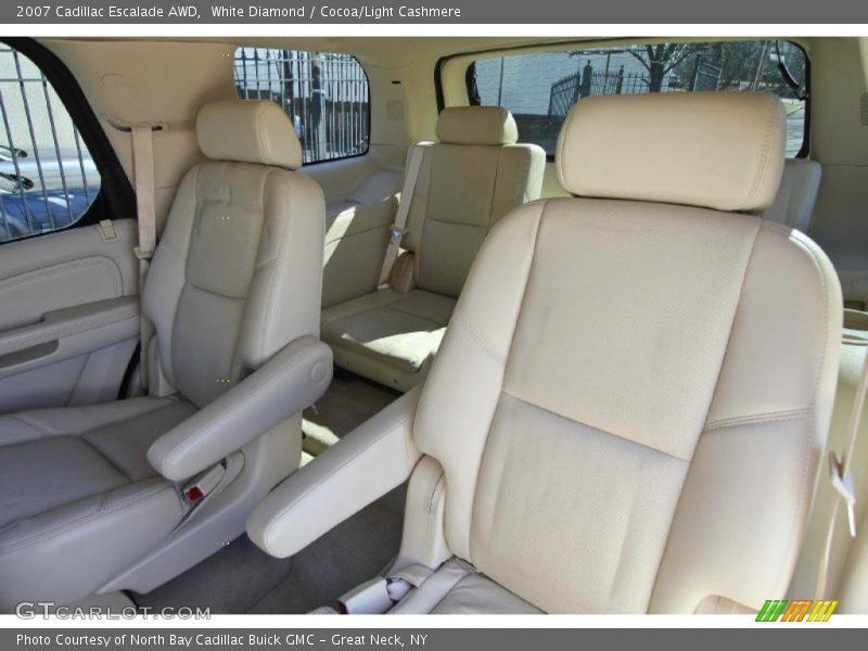 White Diamond / Cocoa/Light Cashmere 2007 Cadillac Escalade AWD