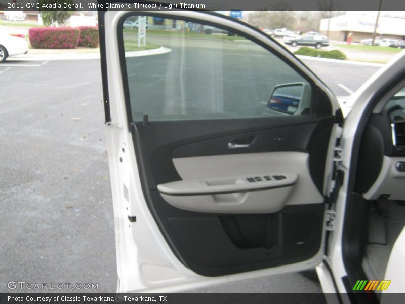 White Diamond Tintcoat / Light Titanium 2011 GMC Acadia Denali