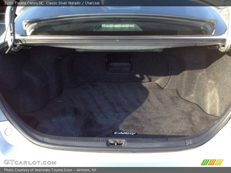 Classic Silver Metallic / Charcoal 2009 Toyota Camry SE