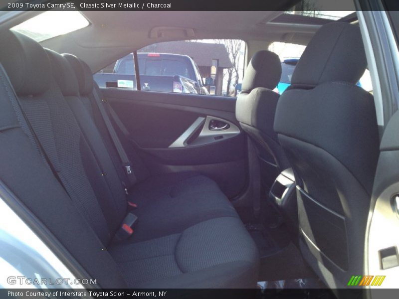 Classic Silver Metallic / Charcoal 2009 Toyota Camry SE