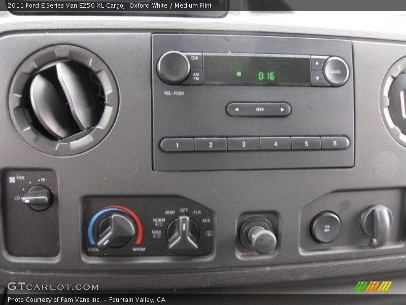 Oxford White / Medium Flint 2011 Ford E Series Van E250 XL Cargo