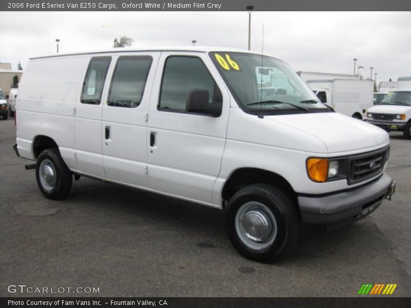 Oxford White / Medium Flint Grey 2006 Ford E Series Van E250 Cargo