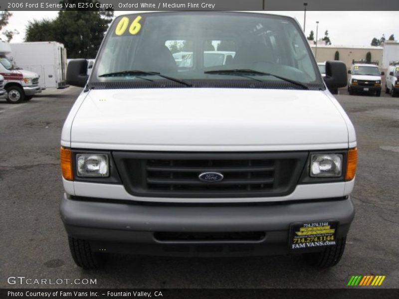 Oxford White / Medium Flint Grey 2006 Ford E Series Van E250 Cargo