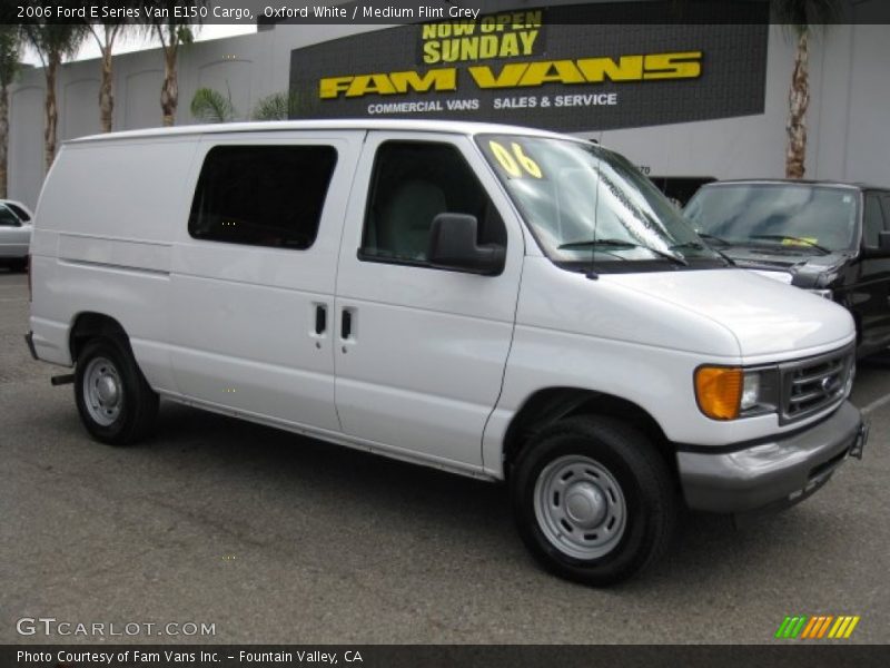 Oxford White / Medium Flint Grey 2006 Ford E Series Van E150 Cargo