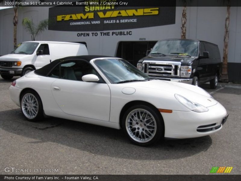 Biarritz White / Graphite Grey 2000 Porsche 911 Carrera 4 Cabriolet