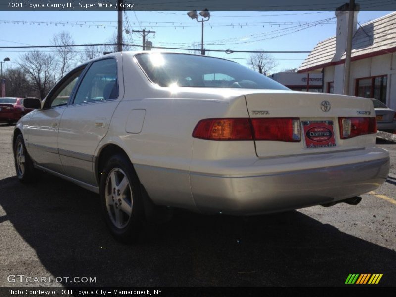 Super White / Gray 2001 Toyota Camry LE