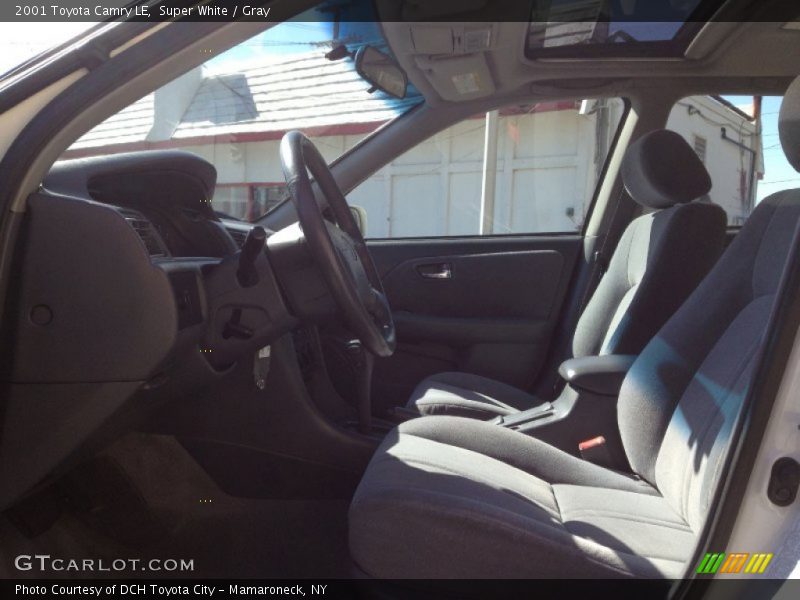 Super White / Gray 2001 Toyota Camry LE