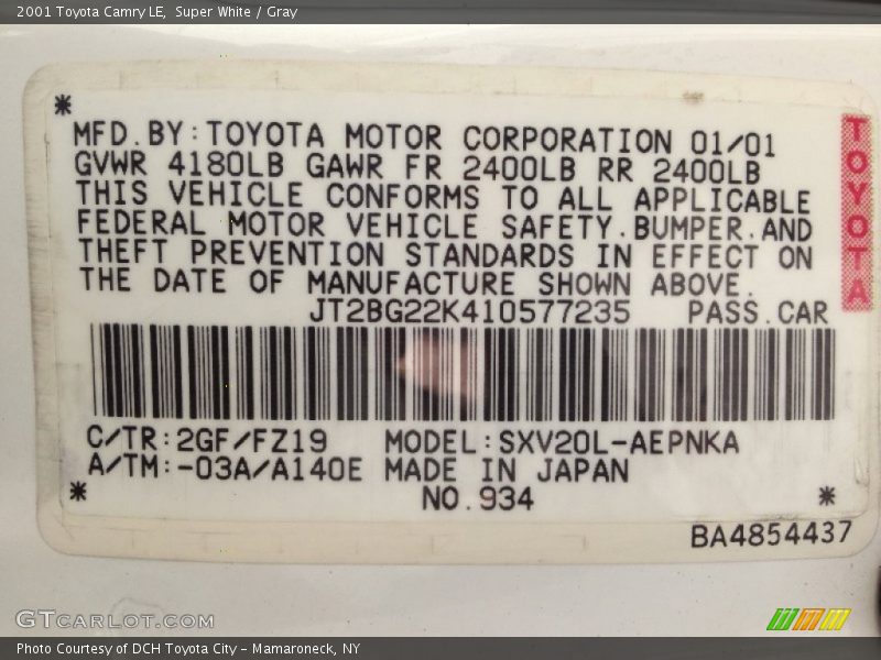 Super White / Gray 2001 Toyota Camry LE