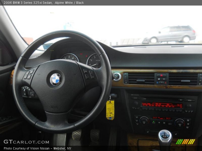 Alpine White / Black 2006 BMW 3 Series 325xi Sedan