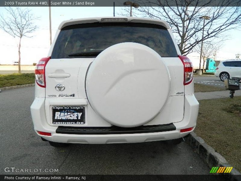 Super White / Sand Beige 2009 Toyota RAV4 4WD