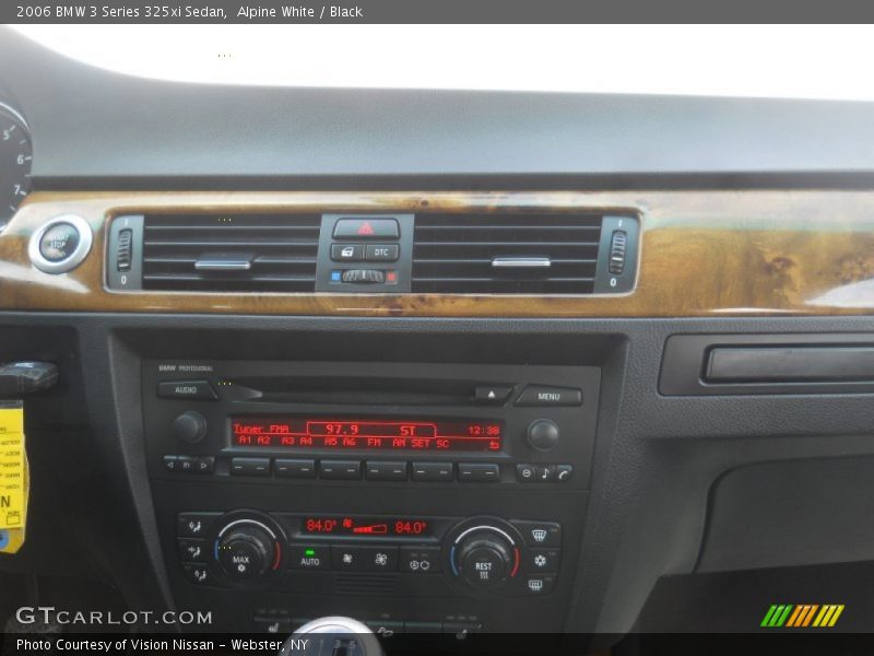 Alpine White / Black 2006 BMW 3 Series 325xi Sedan